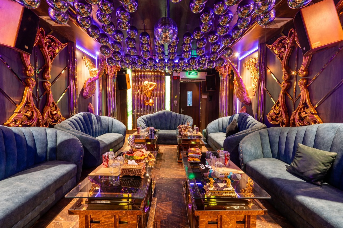 VIP ROOM6